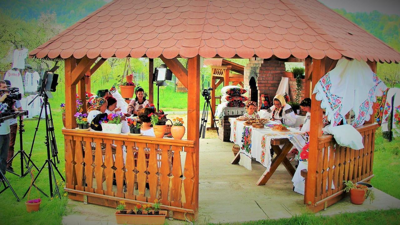 Pensiunea Rares Bistrita Bargaului Extérieur photo